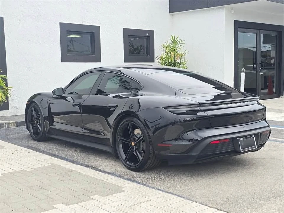 2020 Porsche Taycan 4S - Image 8 of 8