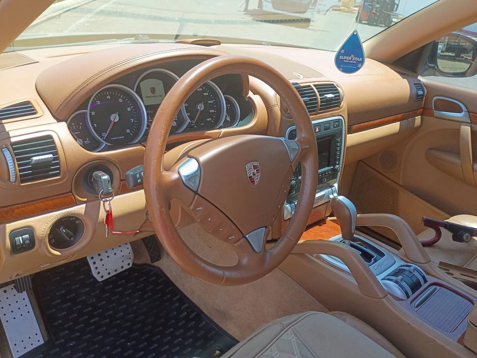2003 Porsche 955/957 Cayenne Turbo - Image 5 of 5