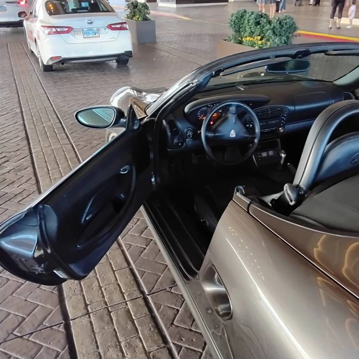 2000 Porsche 986 Boxster - Image 15 of 15
