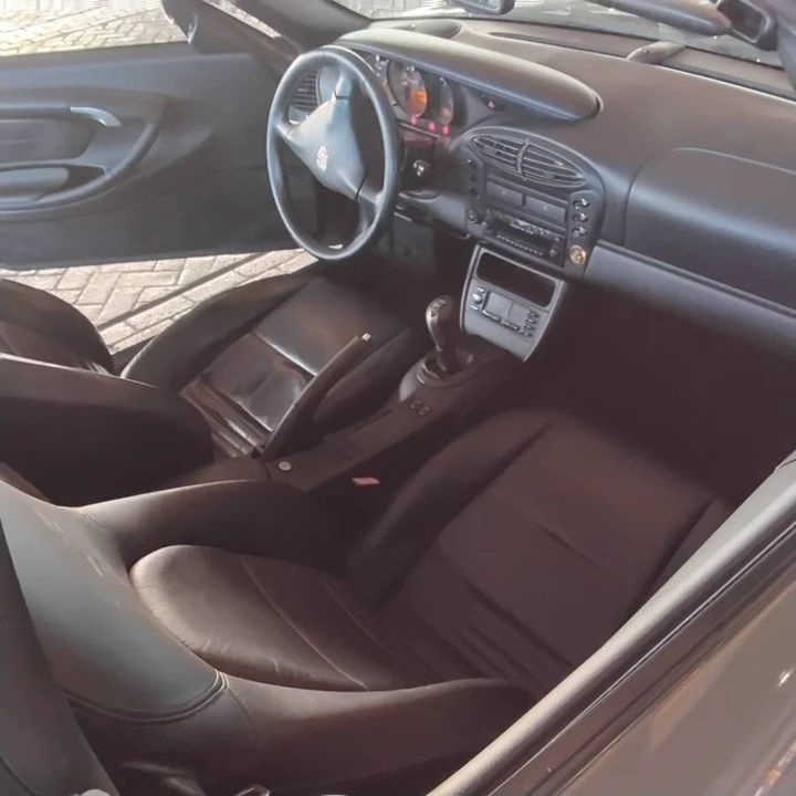 2000 Porsche 986 Boxster - Image 14 of 15