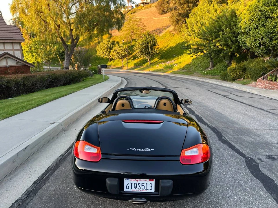 2001 Porsche 986 Boxster - Image 4 of 24