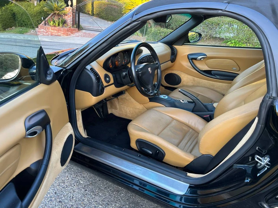 2001 Porsche 986 Boxster - Image 22 of 24