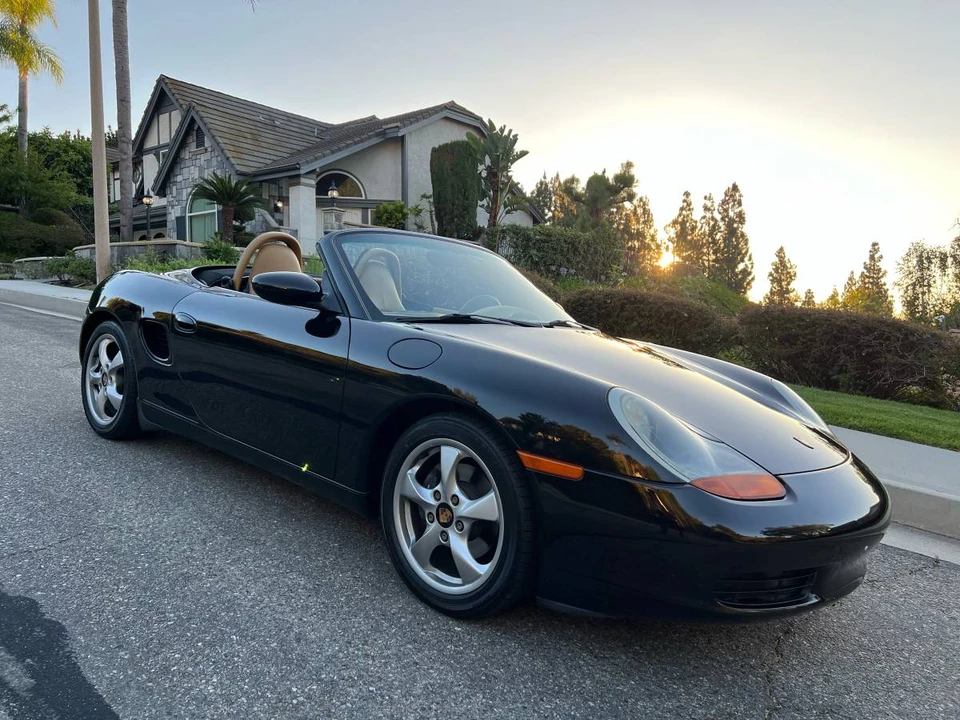 2001 Porsche 986 Boxster - Image 8 of 24