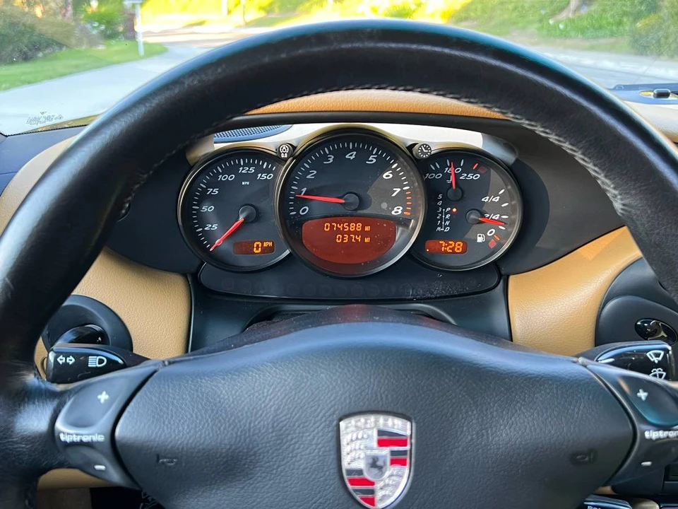 2001 Porsche 986 Boxster - Image 23 of 24