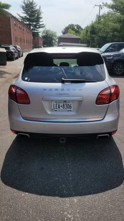 2013 Porsche 958 Cayenne - Image 2 of 10