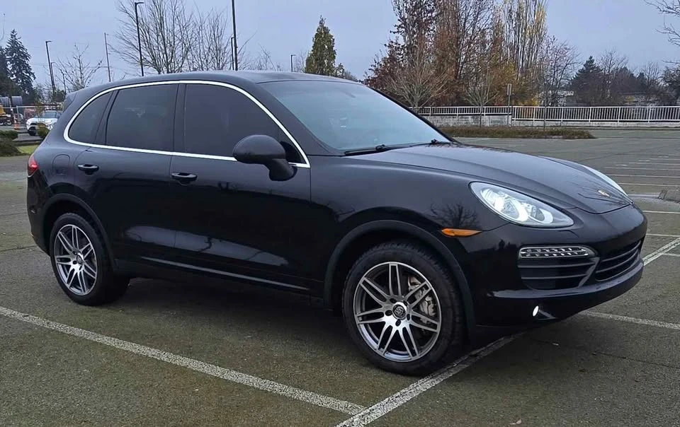 2011 Porsche 958 Cayenne S - Image 3 of 10