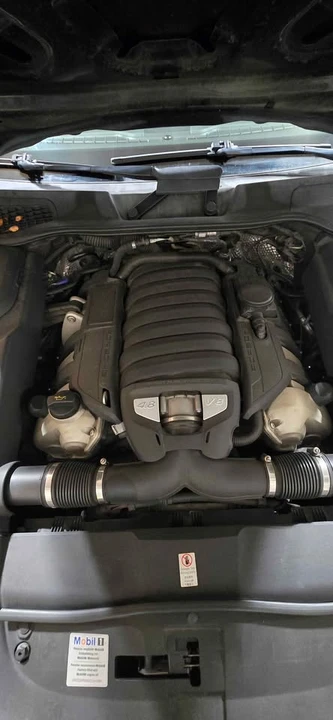 2011 Porsche 958 Cayenne S - Image 8 of 10