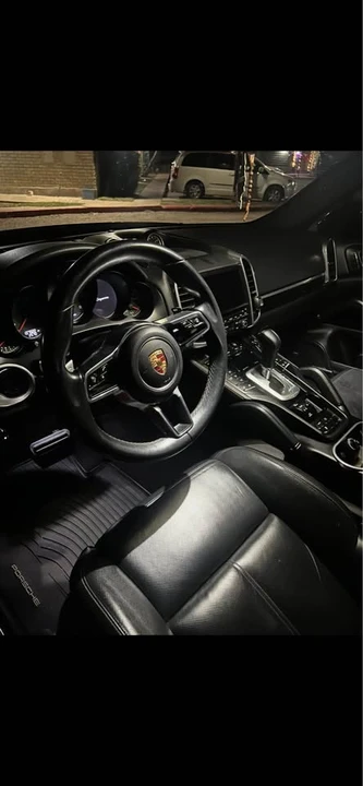 2016 Porsche 958 Cayenne - Image 5 of 5