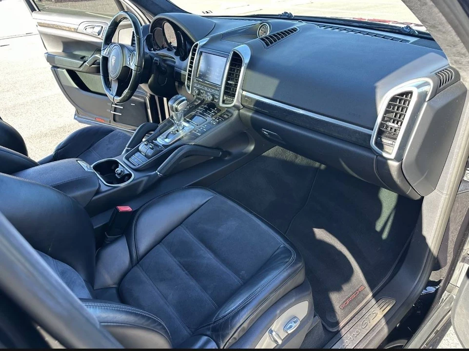 2015 Porsche 958 Cayenne GTS - Image 7 of 13