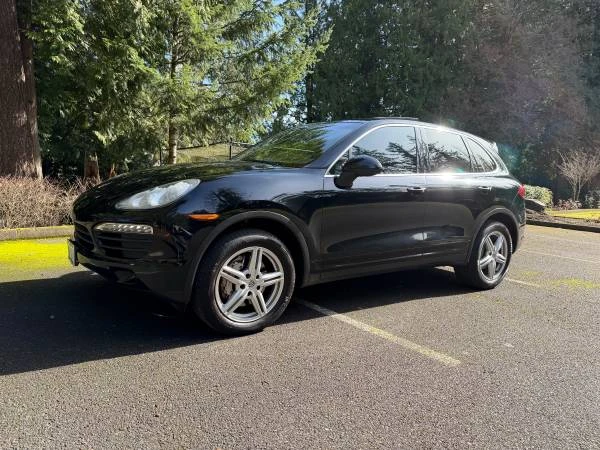 2013 Porsche 958 Cayenne S - Image 2 of 16