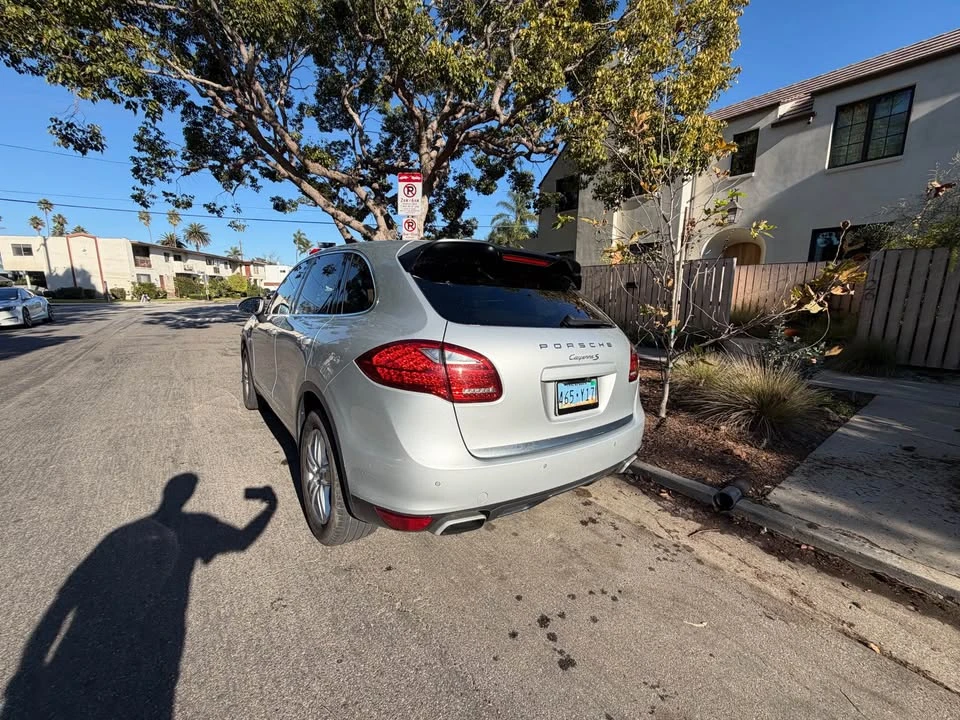 2014 Porsche 958 Cayenne S - Image 4 of 7
