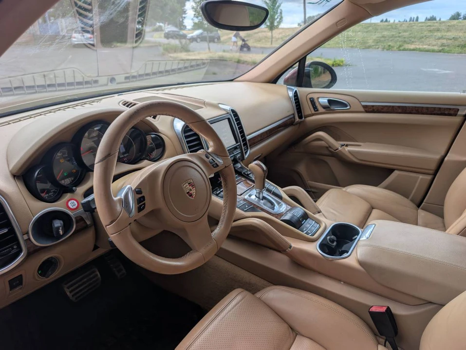 2011 Porsche 958 Cayenne - Image 17 of 17