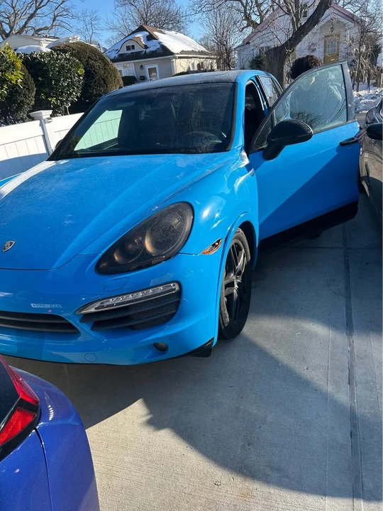 2011 Porsche 958 Cayenne S - Image 3 of 8