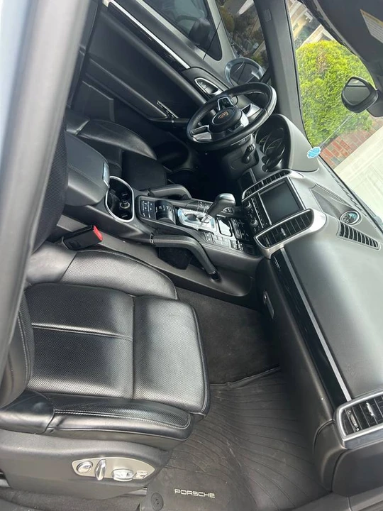 2016 Porsche 958 Cayenne S - Image 6 of 13