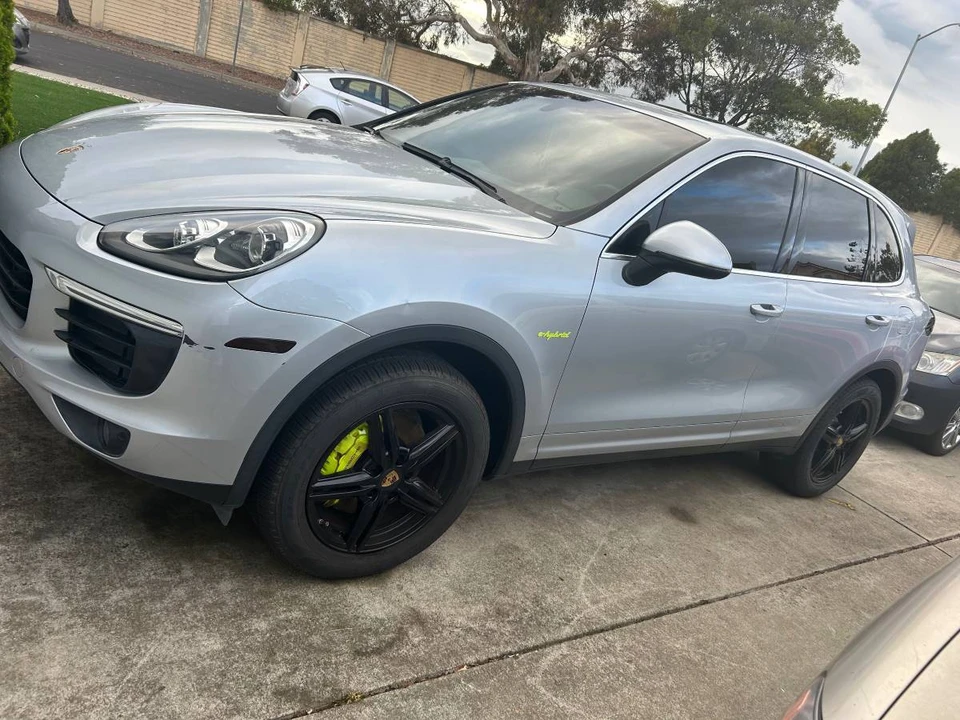 2016 Porsche 958 Cayenne S - Image 5 of 13