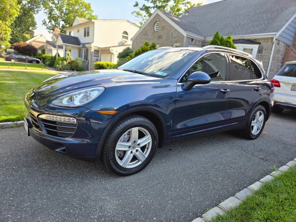 2012 Porsche 958 Cayenne - Image 3 of 13
