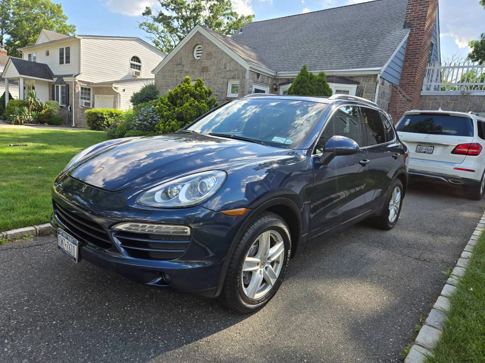 2012 Porsche 958 Cayenne - Image 11 of 13