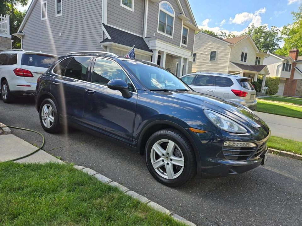 2012 Porsche 958 Cayenne - Image 9 of 13