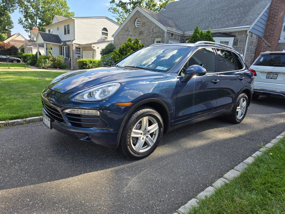 2012 Porsche 958 Cayenne - Image 10 of 13