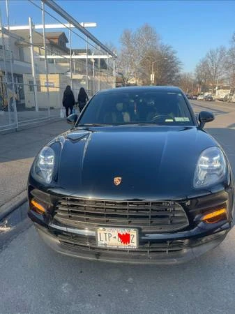 2021 Porsche Macan - Image 9 of 16