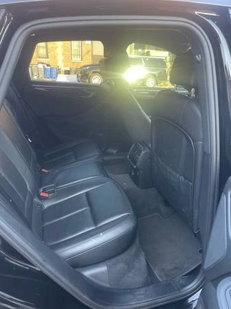 2021 Porsche Macan - Image 6 of 16