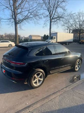 2021 Porsche Macan - Image 11 of 16
