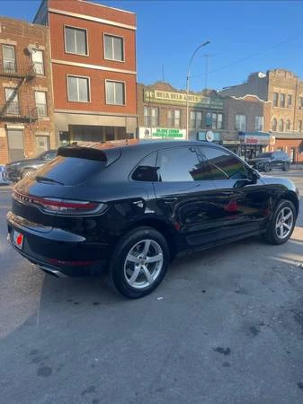 2021 Porsche Macan - Image 5 of 16