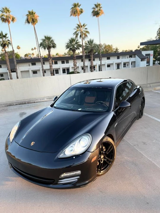 2011 Porsche Panamera - Image 4 of 7