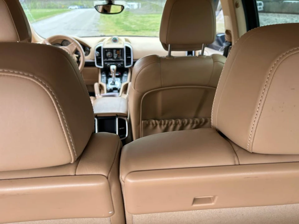 2013 Porsche 958 Cayenne Diesel - Image 10 of 16