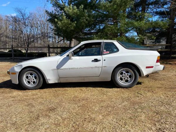 1985 Porsche 944 - Image 7 of 21