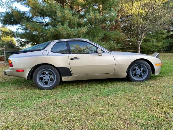 1985 Porsche 944 - Image 6 of 21