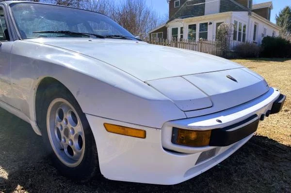 1985 Porsche 944 - Image 11 of 21