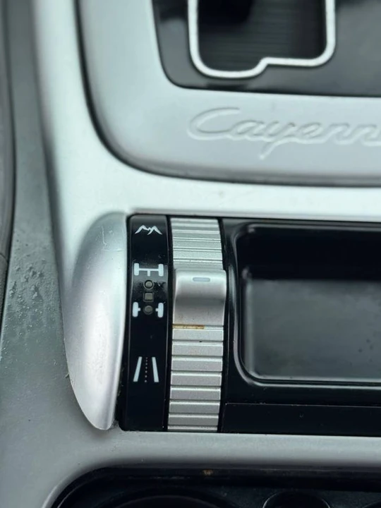 2005 Porsche 955/957 Cayenne - Image 13 of 15