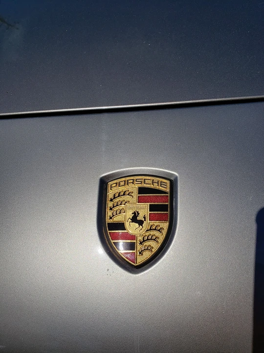 2005 Porsche 955/957 Cayenne - Image 2 of 13