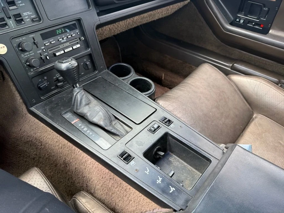 1985 Chevrolet Corvette C4 - Image 11 of 11