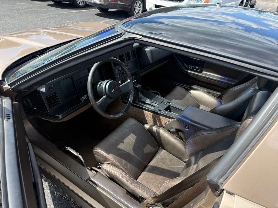 1985 Chevrolet Corvette C4 - Image 7 of 11