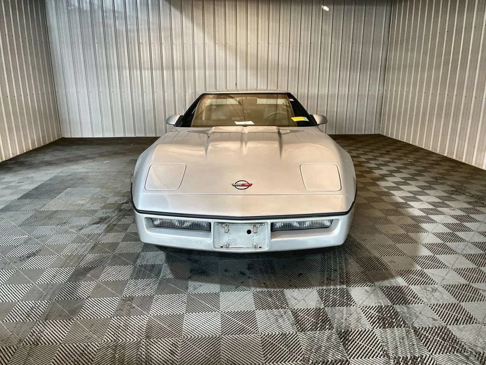 1987 Chevrolet Corvette C4 - Image 3 of 11