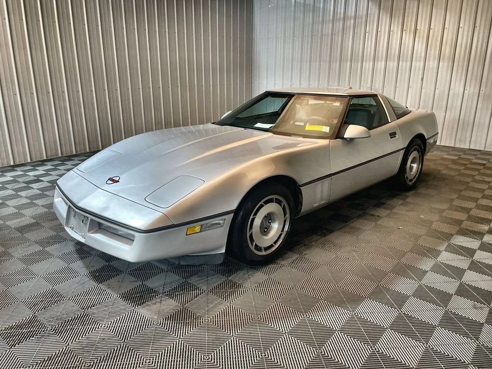 1987 Chevrolet Corvette C4 - Image 4 of 11