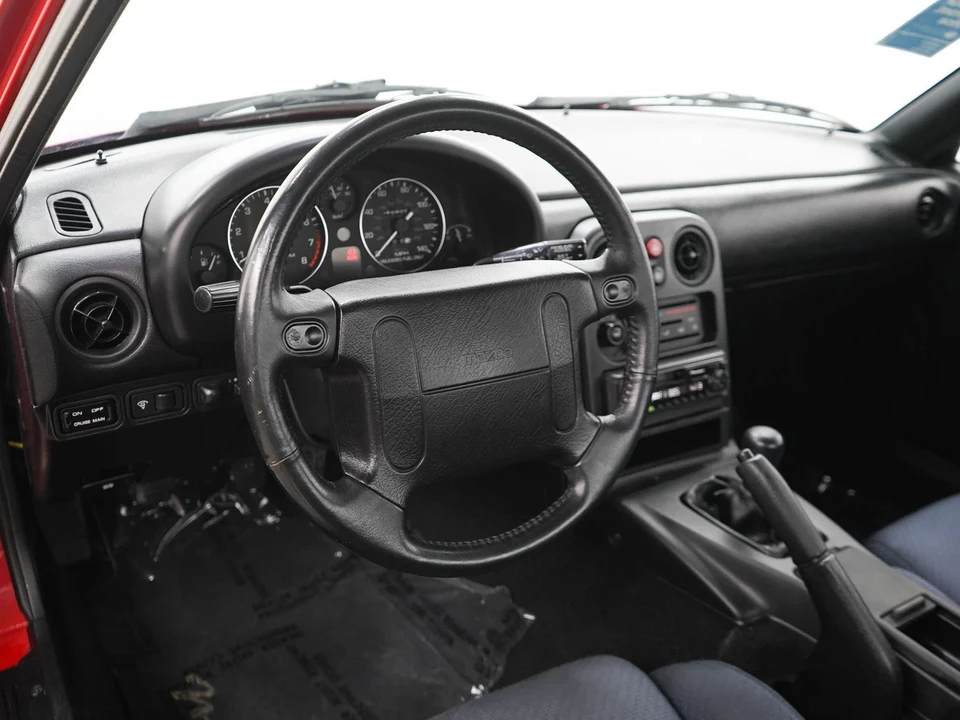 1991 Mazda NA MX-5 Miata - Image 13 of 22