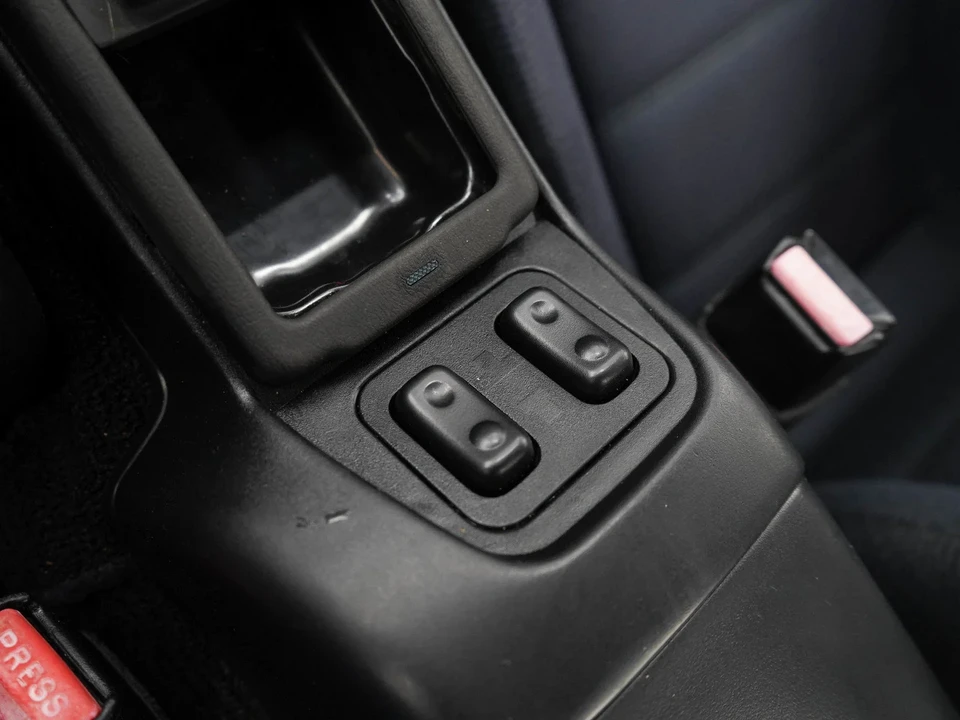 1991 Mazda NA MX-5 Miata - Image 16 of 22