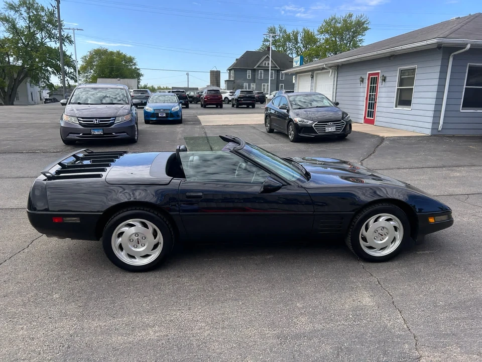 1993 Chevrolet Corvette C4 - Image 7 of 19