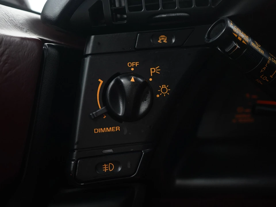 1993 Chevrolet Corvette C4 - Image 20 of 31