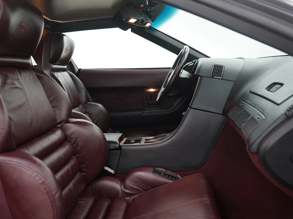 1993 Chevrolet Corvette C4 - Image 11 of 31