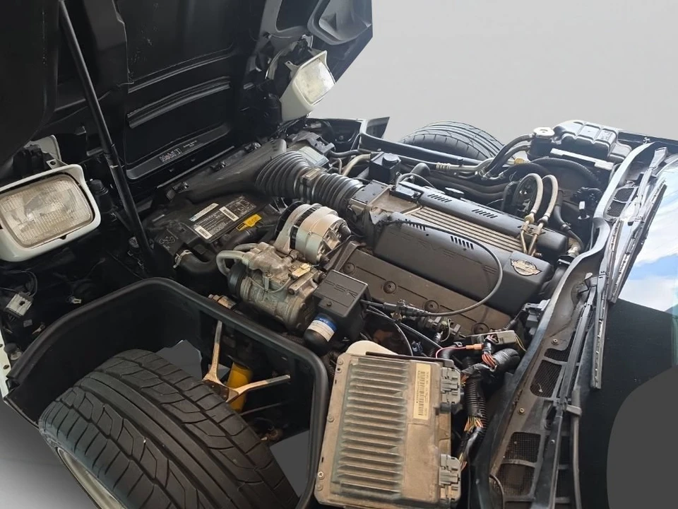 1994 Chevrolet Corvette C4 - Image 13 of 31