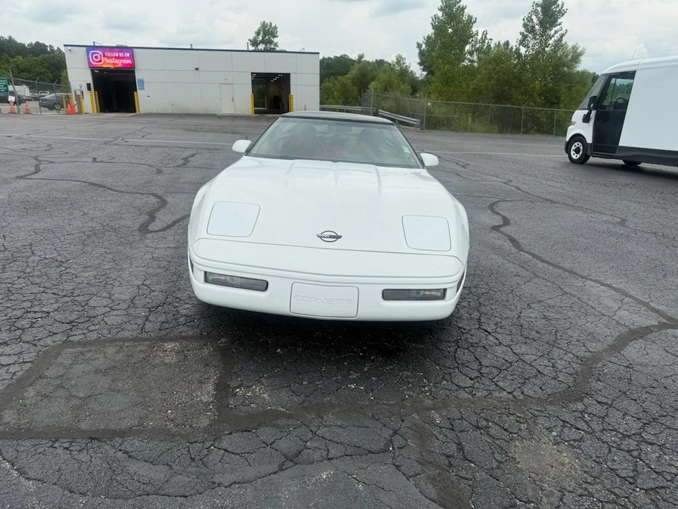 1996 Chevrolet Corvette C4 - Image 9 of 10