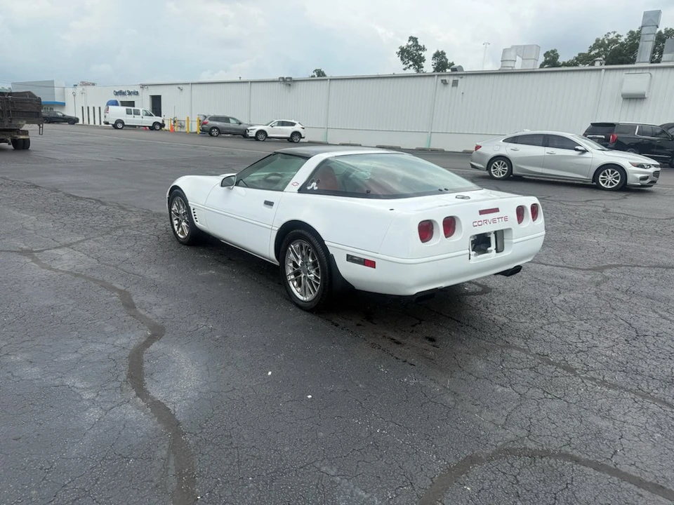 1996 Chevrolet Corvette C4 - Image 4 of 10