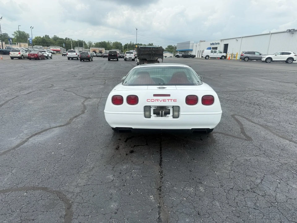 1996 Chevrolet Corvette C4 - Image 5 of 10