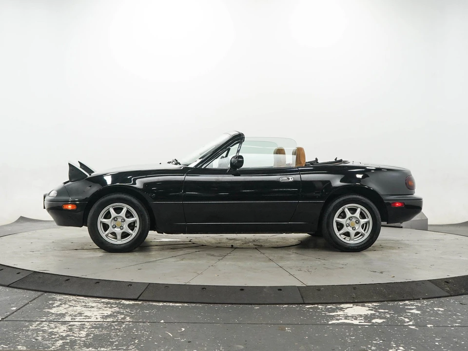 1997 Mazda NA MX-5 Miata - Image 9 of 28