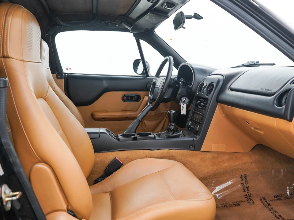 1997 Mazda NA MX-5 Miata - Image 18 of 28