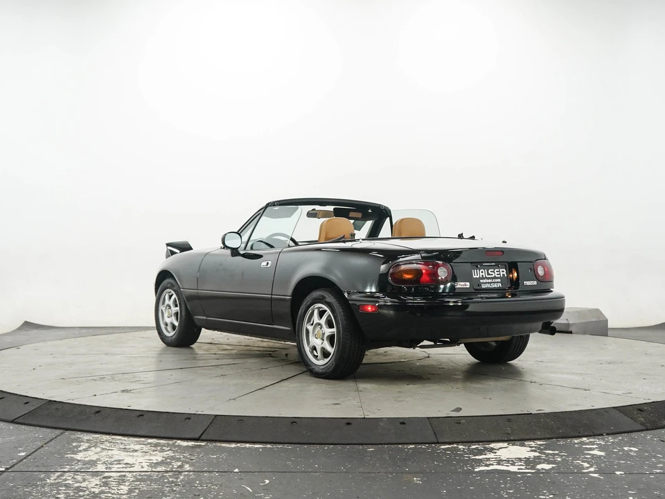 1997 Mazda NA MX-5 Miata - Image 11 of 28